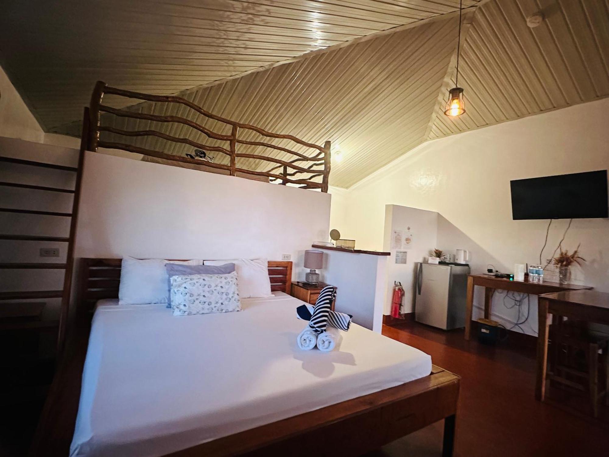 Tongatok Cliff Resort Mambajao Zewnętrze zdjęcie