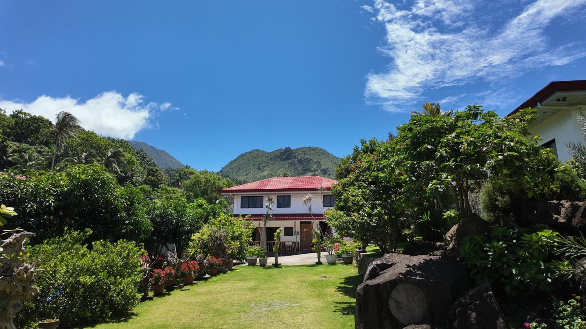 Tongatok Cliff Resort Mambajao Zewnętrze zdjęcie