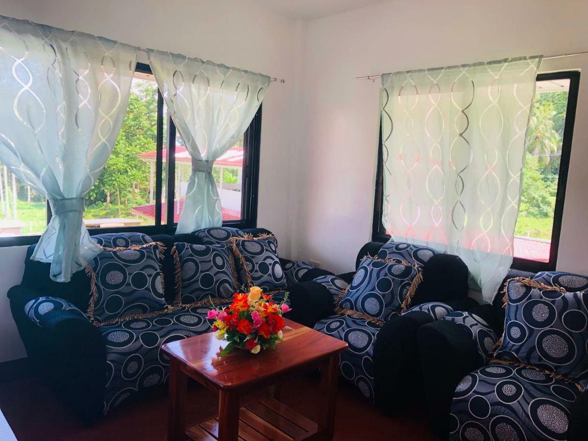 Tongatok Cliff Resort Mambajao Zewnętrze zdjęcie